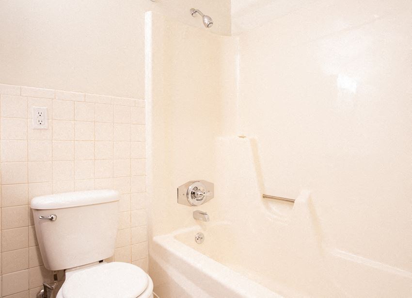 Silverpond Apartments, 656 E Center Street, Wallingford, CT RentCafe